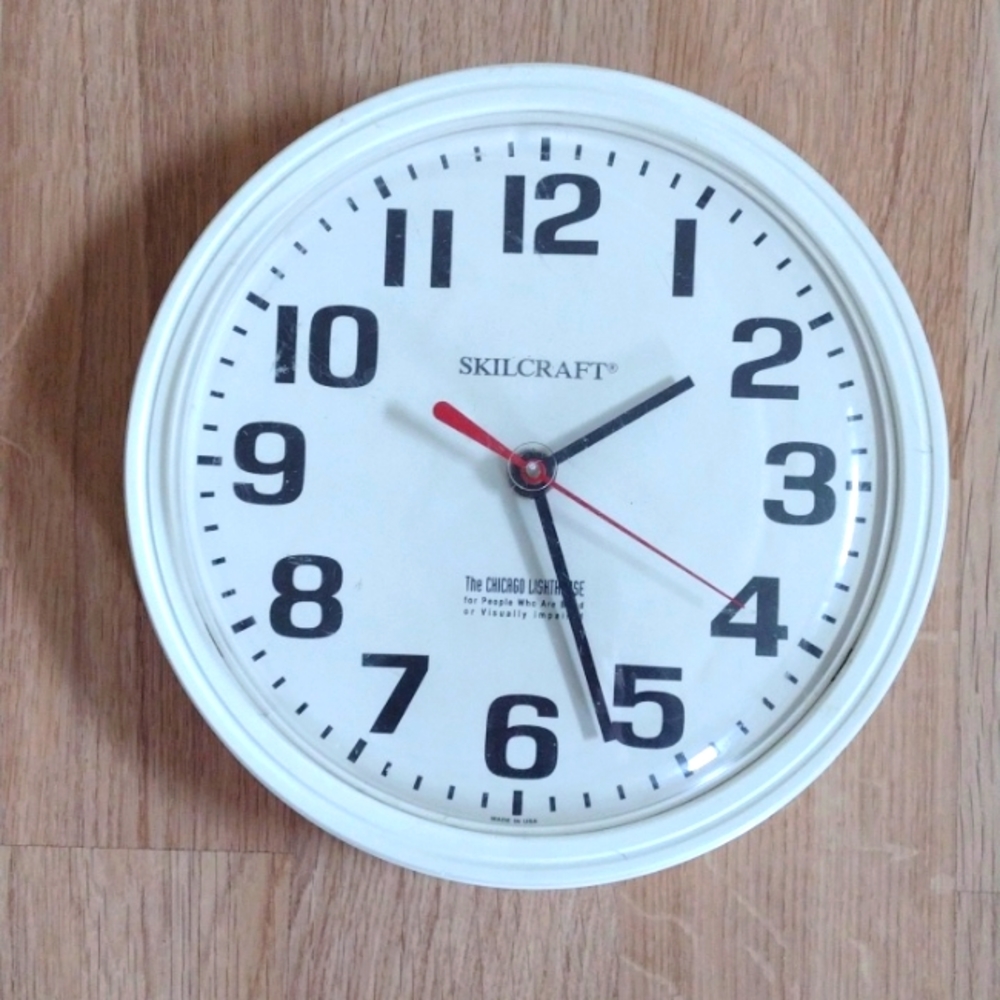 Clock the Chicago Lighthouse Skillcraft White Plastic Vintage Rare